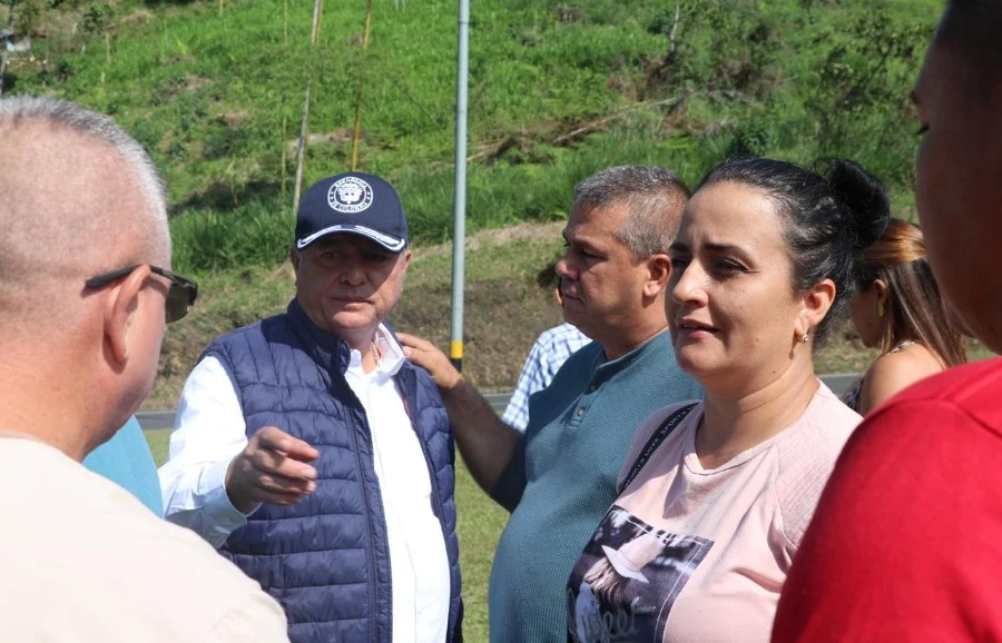 Con satisfacción, el alcalde Roberto Jiménez recibió la normalidad de la movilidad en Dosquebradas