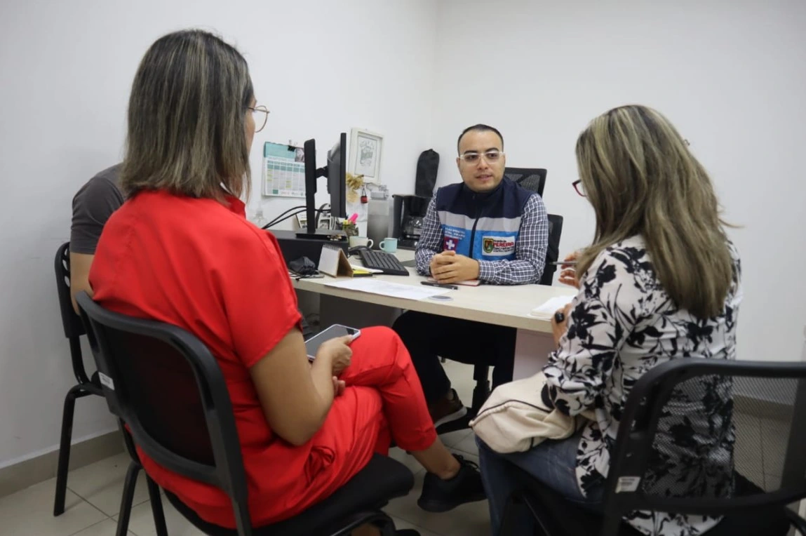 En Pereira El Defensor de la Salud trabaja con la Secretaría de Educación para ayudar a los estudiantes con discapacidad