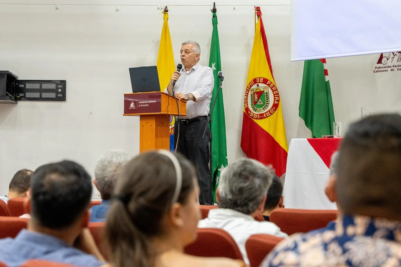 Gobernación respalda la Semana del Ingeniero compartiendo importantes proyectos de infraestructura