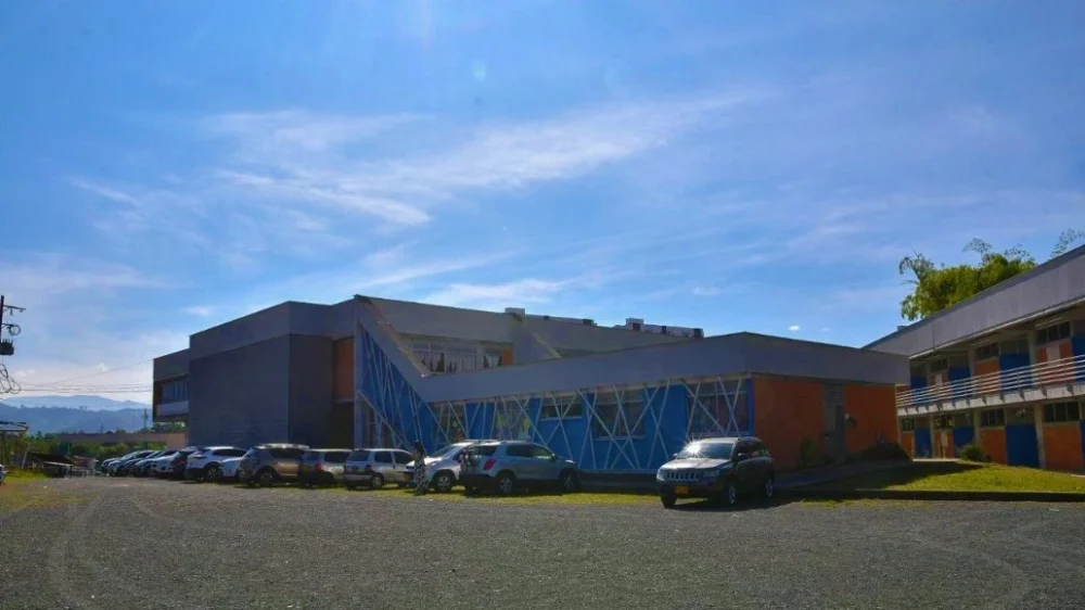 Alcaldía de Dosquebradas garantiza la continuidad académica en la IE Bernardo López Pérez