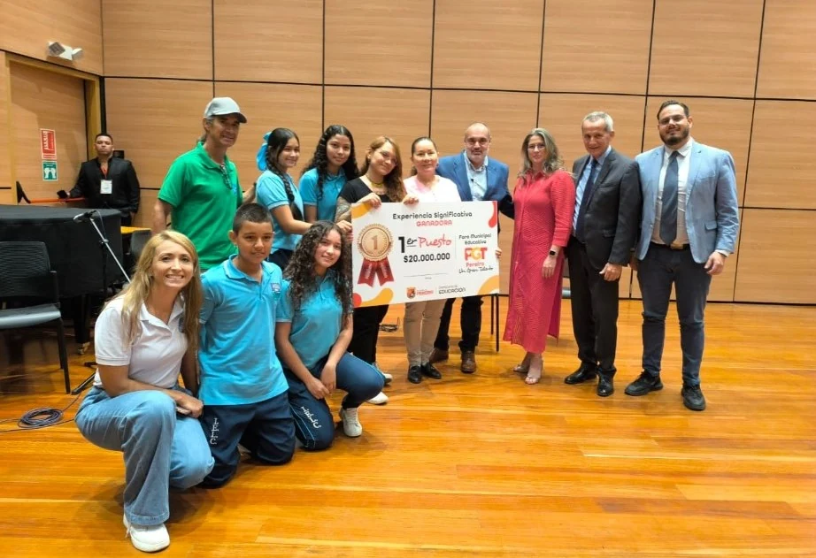 Colegios de Pereira son premiados por sus iniciativas pedagógicas en ciencia y tecnología