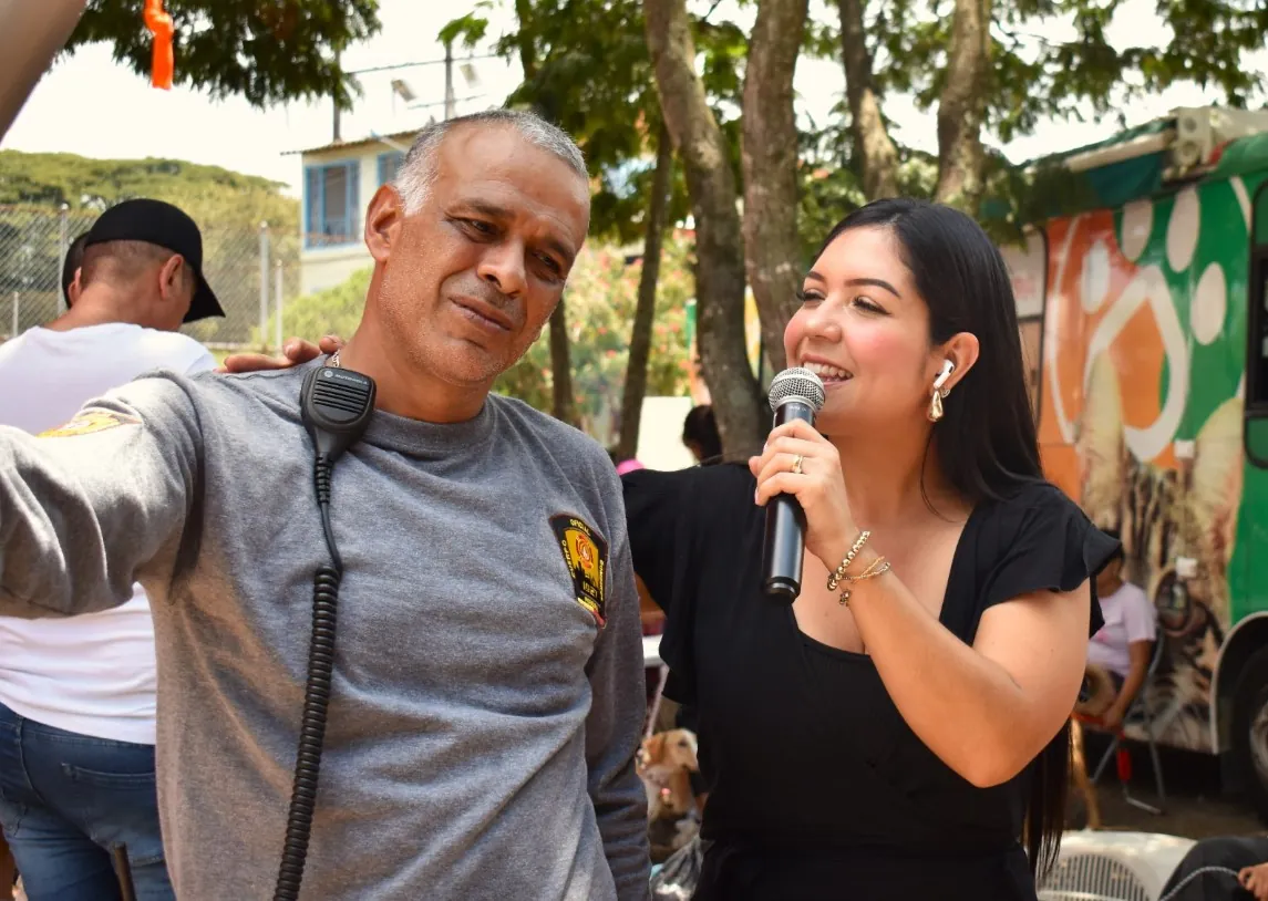 Salud, seguridad y emprendimiento: la oferta de «Pereira es Mujer» en Puerto Caldas