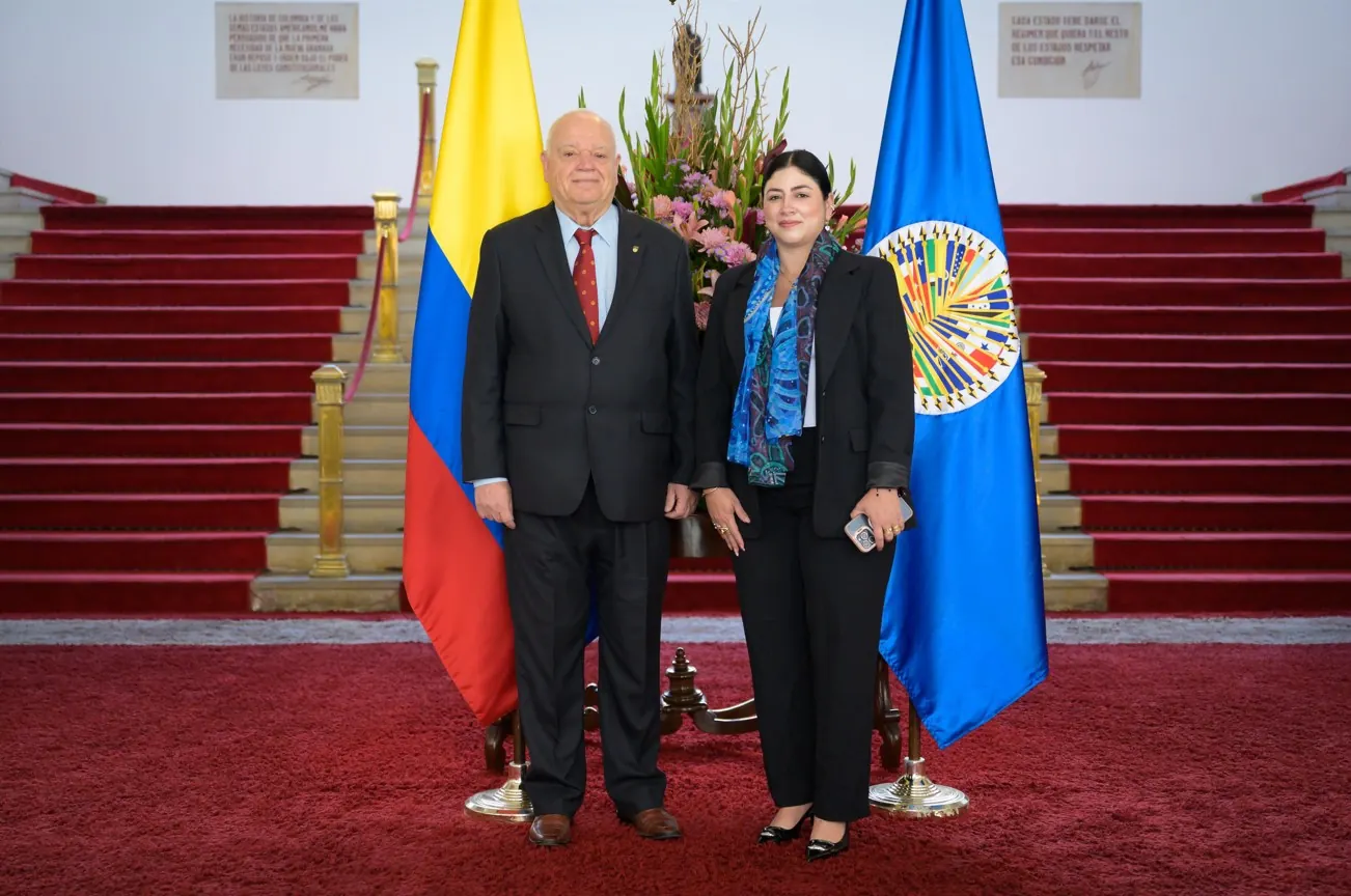 La Canciller Encargada de Colombia se reunió con el Juez de la Corte Interamericana de Derechos Humanos Ricardo Pérez Manrique