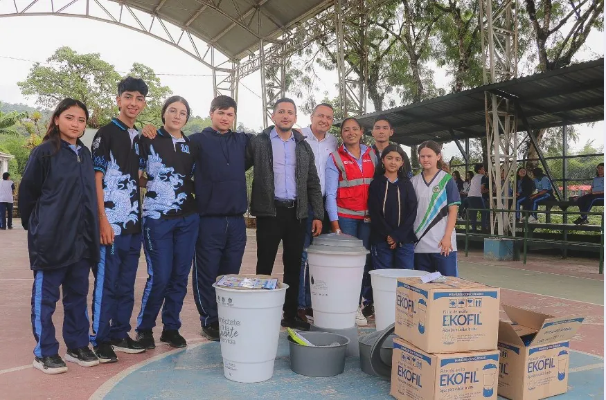 Gracias a alianzas transformadoras hay agua potable por primera vez en escuelas y colegios del Alto del Nudo