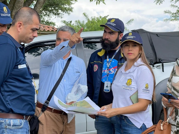 Autoridades Verifican condiciones técnicas para reubicación de 138 familias afectadas por deslizamiento en Risaralda