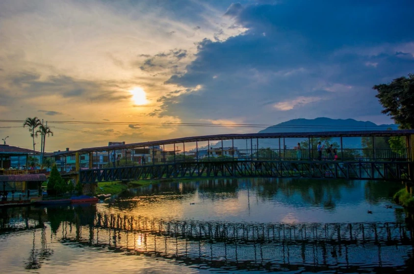 Transformación de espacios en Dosquebradas: Iniciativa por entornos limpios y seguros