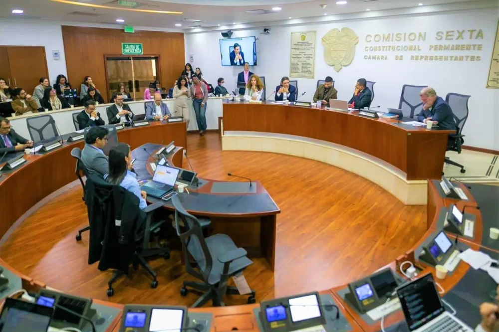 ColombIA avanzará en la construcción de data center para fortalecer el uso y la aplicación de la inteligencia artificial