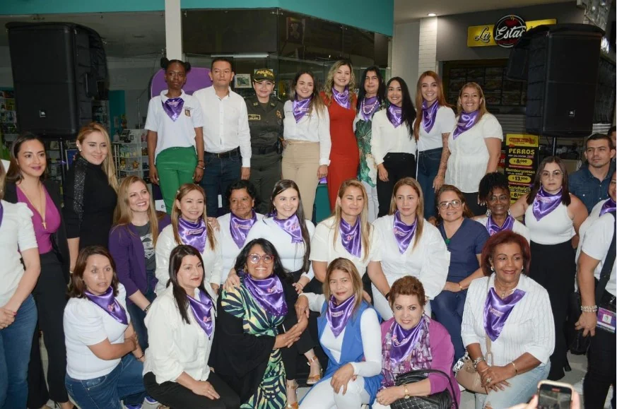 Dosquebradas instaló primer Punto Púrpura para la seguridad de las mujeres