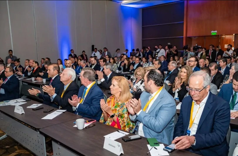 Más de 200 empresarios latinoamericanos se encuentran en asunción para impulsar la economía regional