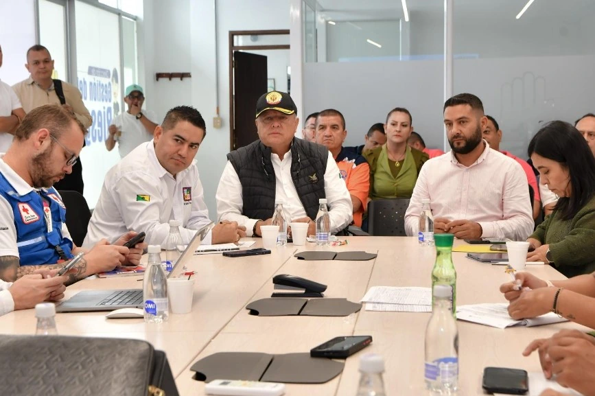Consejo Municipal de Gestión del Riesgo de Dosquebradas aprueba más recursos de subvención para las familias del sector de La Esneda