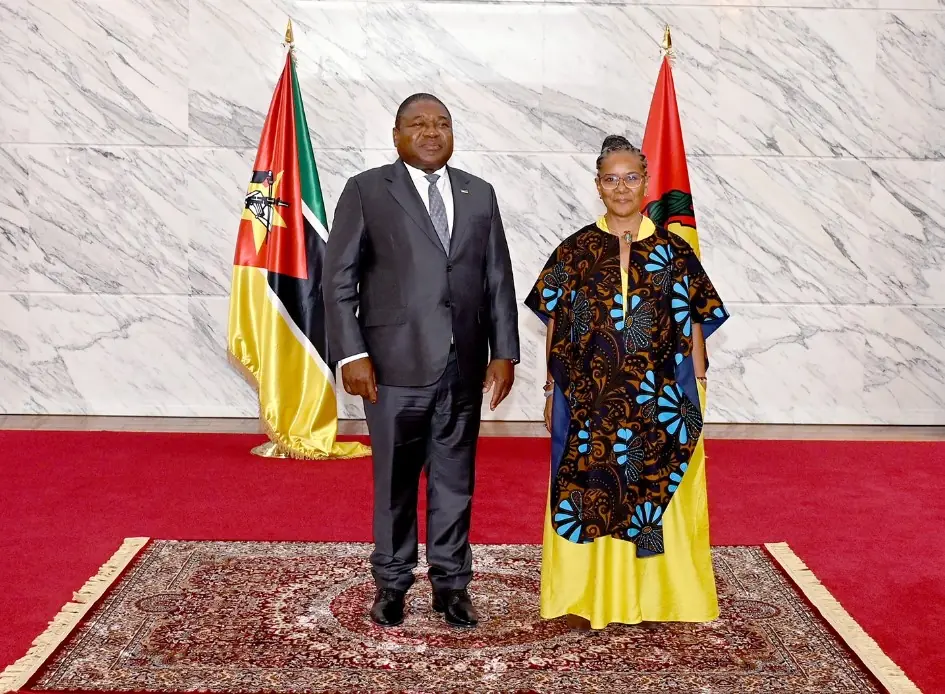 Presentación de credenciales de la embajadora María del Rosario Mina Rojas como Embajadora no Residente ante la República de Mozambique