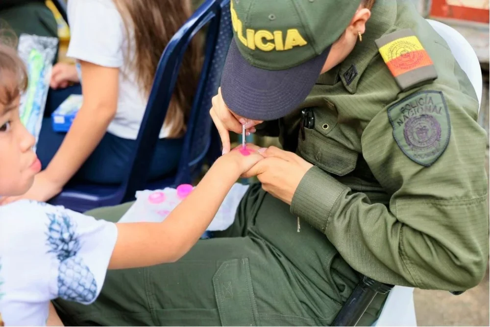 La Alcaldía de Pereira lleva sus servicios a la comunidad de Tribunas