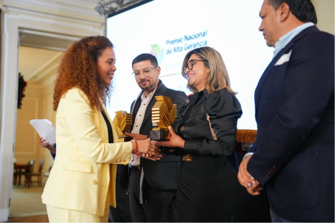 Gobierno Nacional entrega galardones del Premio Nacional de Alta Gerencia