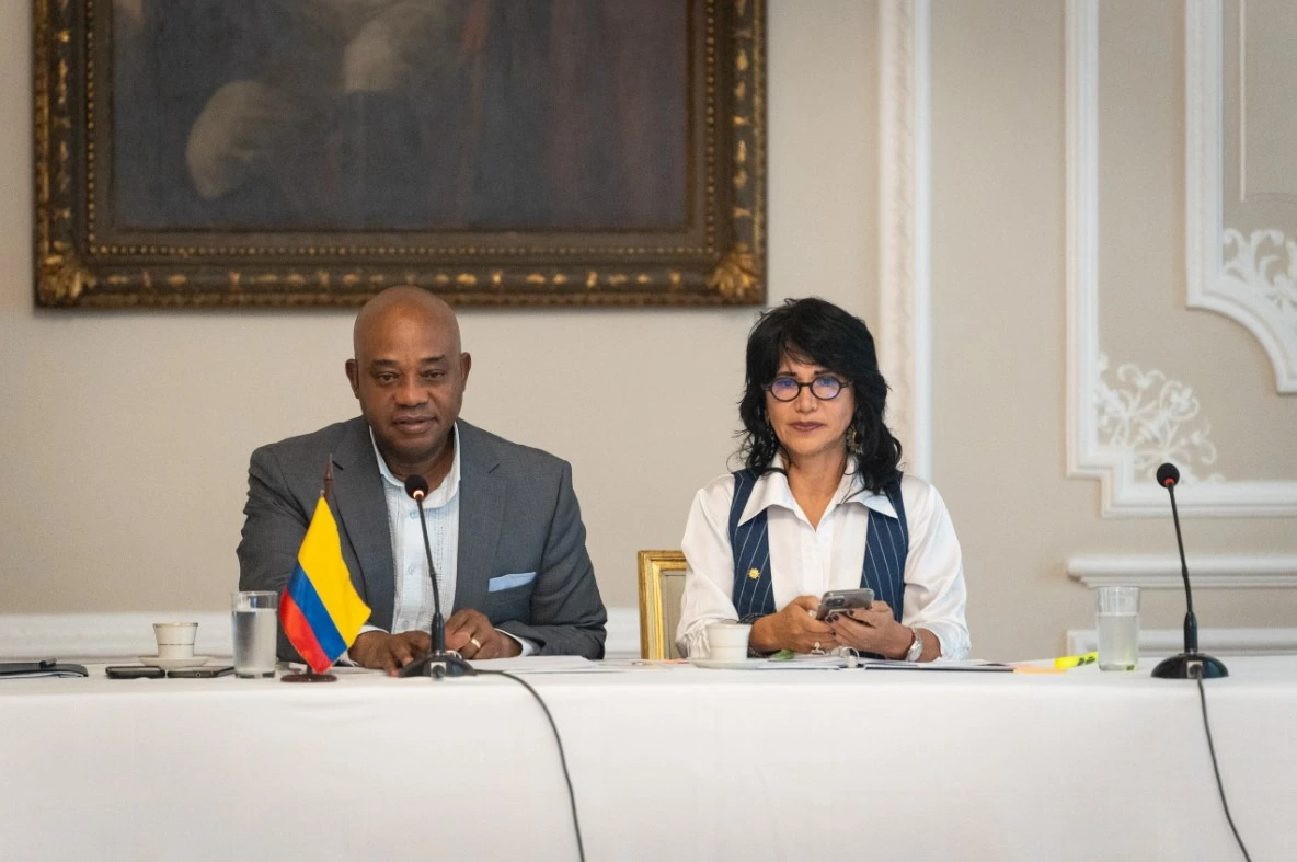 Colombia convoca a Sudamérica: un diálogo crucial por la paz, la seguridad y la innovación en defensa