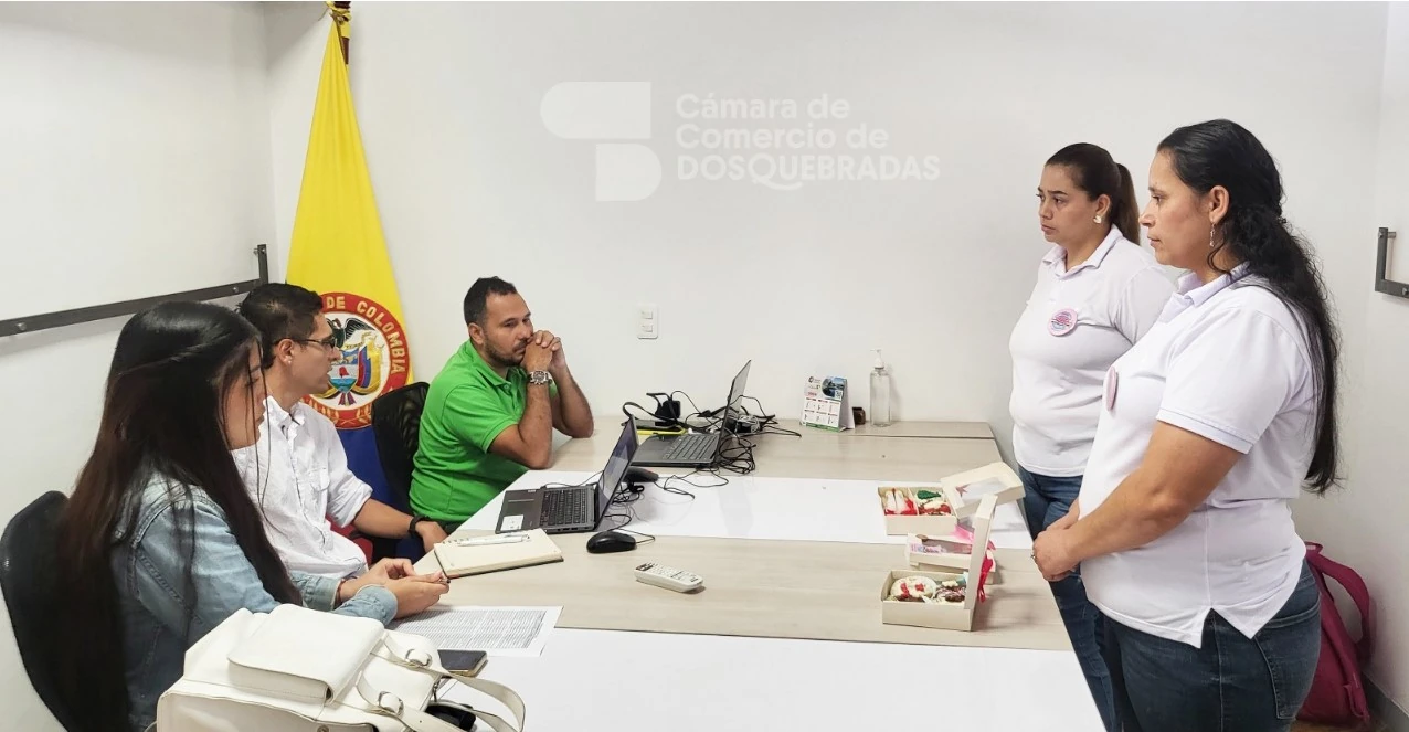 El alcalde Roberto Jiménez transforma la economía popular con capital semilla