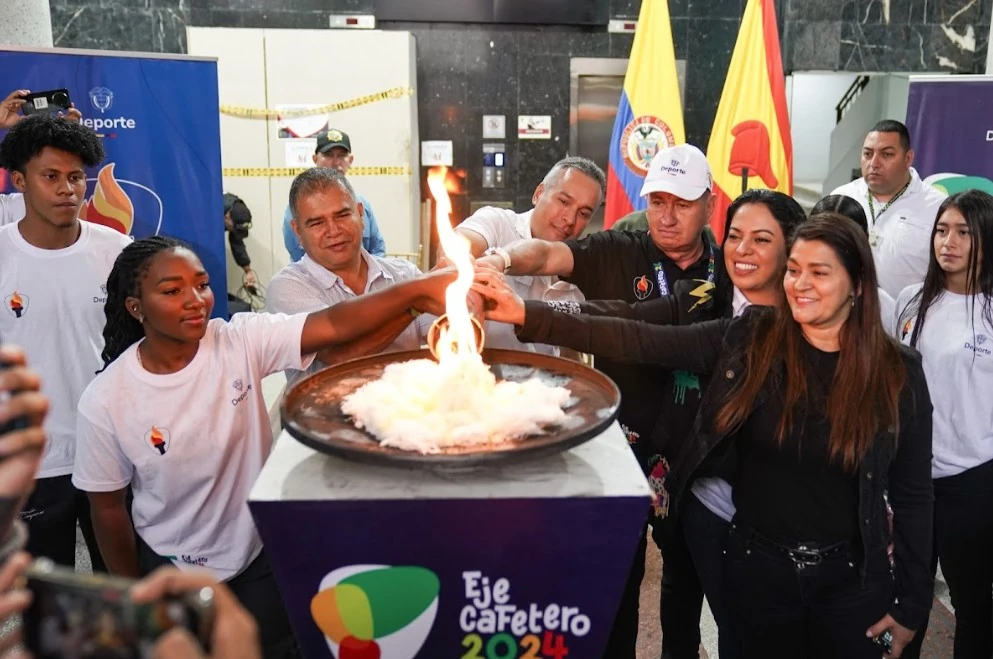 El Alcalde Mauricio Salazar enciende el espíritu deportivo en Pereira para los Juegos Nacionales Juveniles