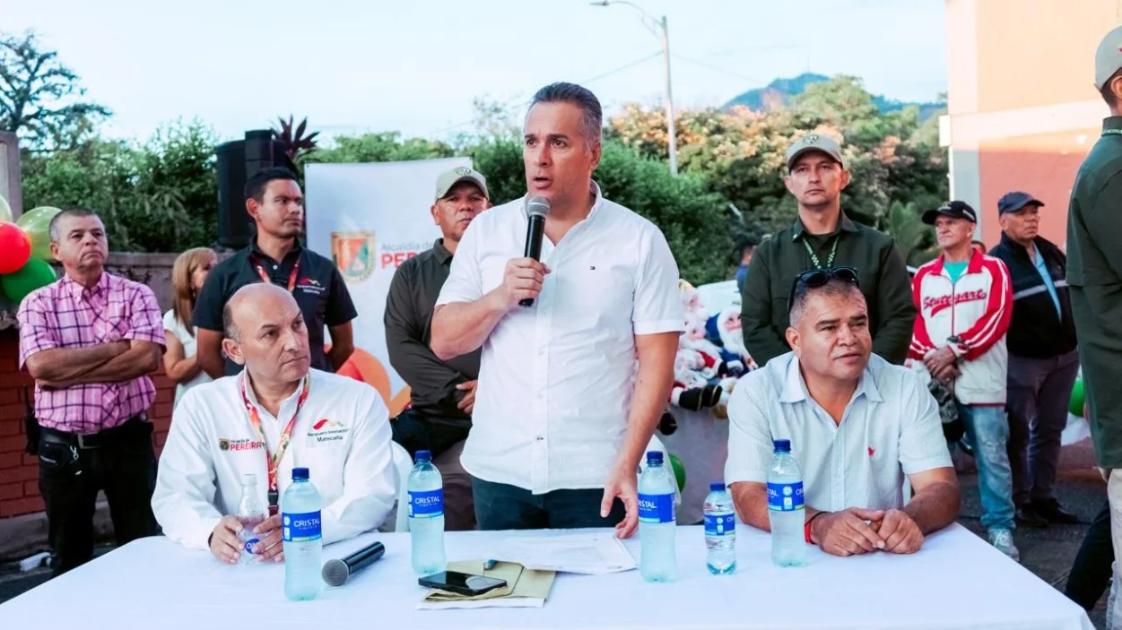 Alcalde Mauricio Salazar comprometido con obras educativas, sociales y de infraestructura vial para la Comuna Ferrocarril