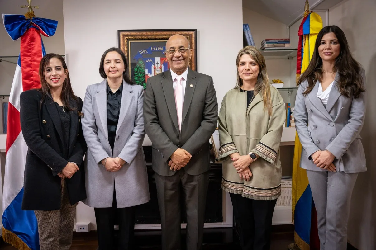 República Dominicana formaliza donación a Colombia en el marco de la crisis de calor e incendios forestales registrados en el primer semestre de 2024