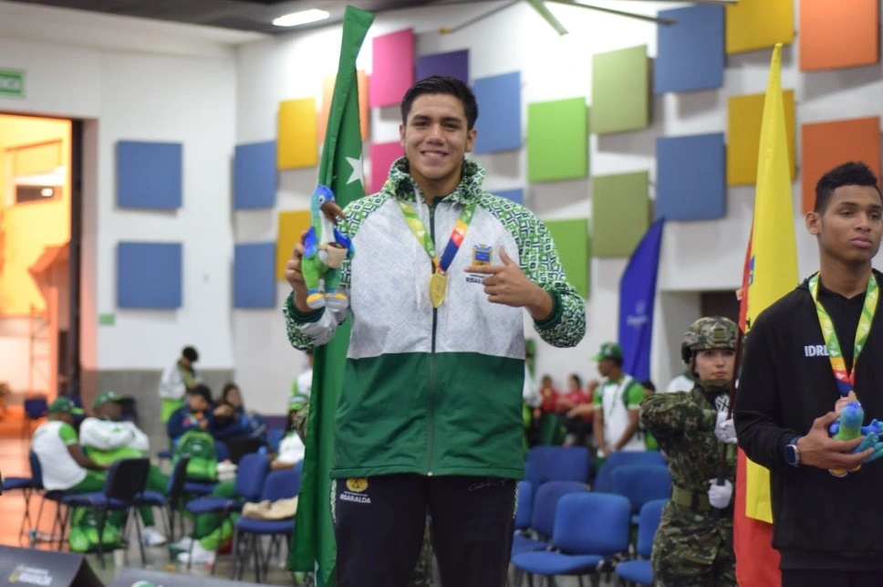 Boxeador risaraldense entrenado por Yenny Arias, conquista nuevo oro en Juegos Nacionales Juveniles