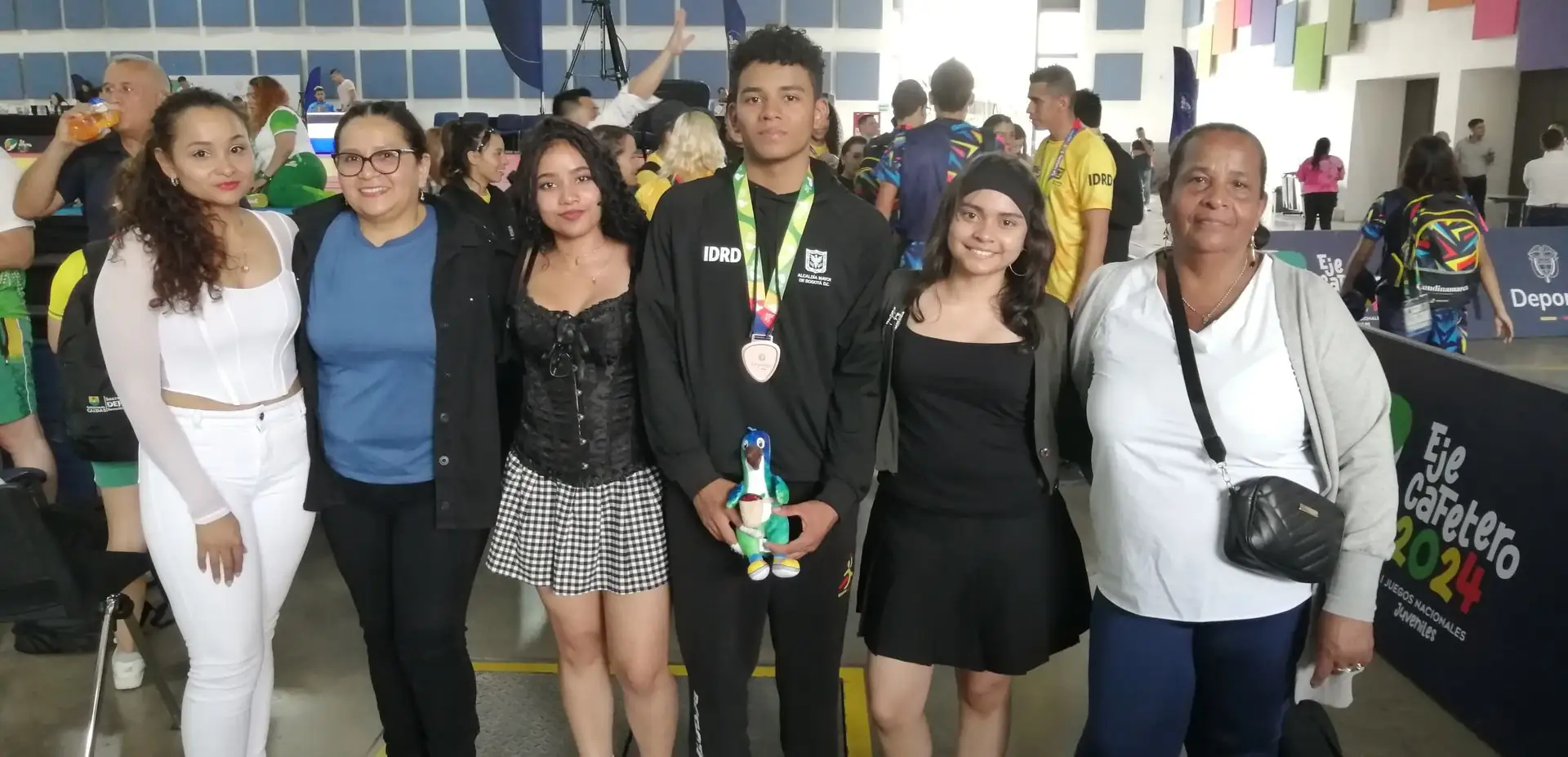 Una carrera de familia por ver a su hijo competir en el judo de Juegos Nacionales Juveniles