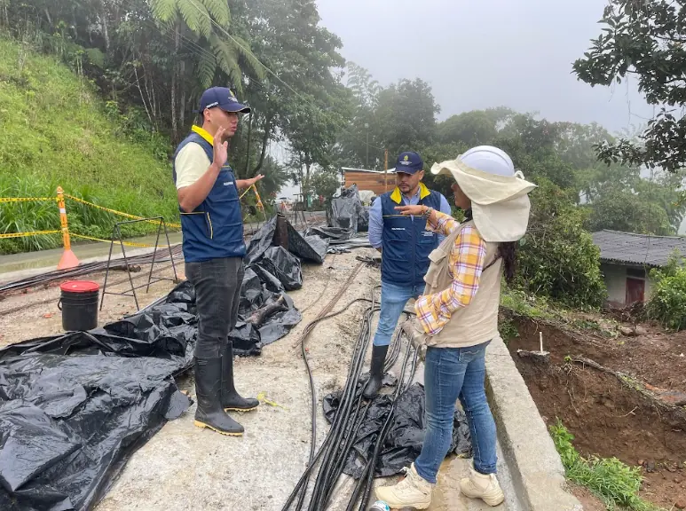 Avanzan las obras de mitigación de riesgo en sector Ventiaderos, vía Pereira-Marsella
