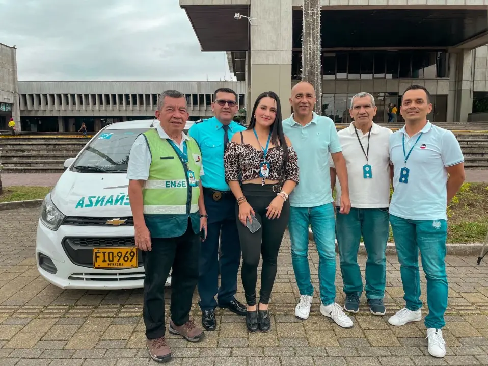 Escuela de Enseñanza Automovilística del Instituto de Movilidad de Pereira, celebra 20 años formando conductores responsables