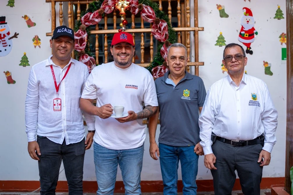 Gobernador dotó con una nueva ambulancia al municipio de Apía