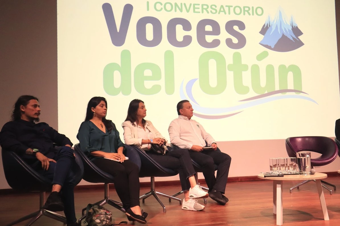 El director de la CARDER fue panelista del 1.er Conversatorio Voces del Otún