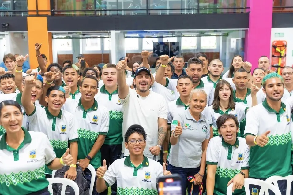 Gobernador entregó incentivos económicos a medallistas de Juegos Nacionales de la Juventud