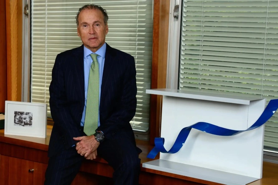 Empresarios latinos conquistan EE. UU.: propuestas financieras para su éxito