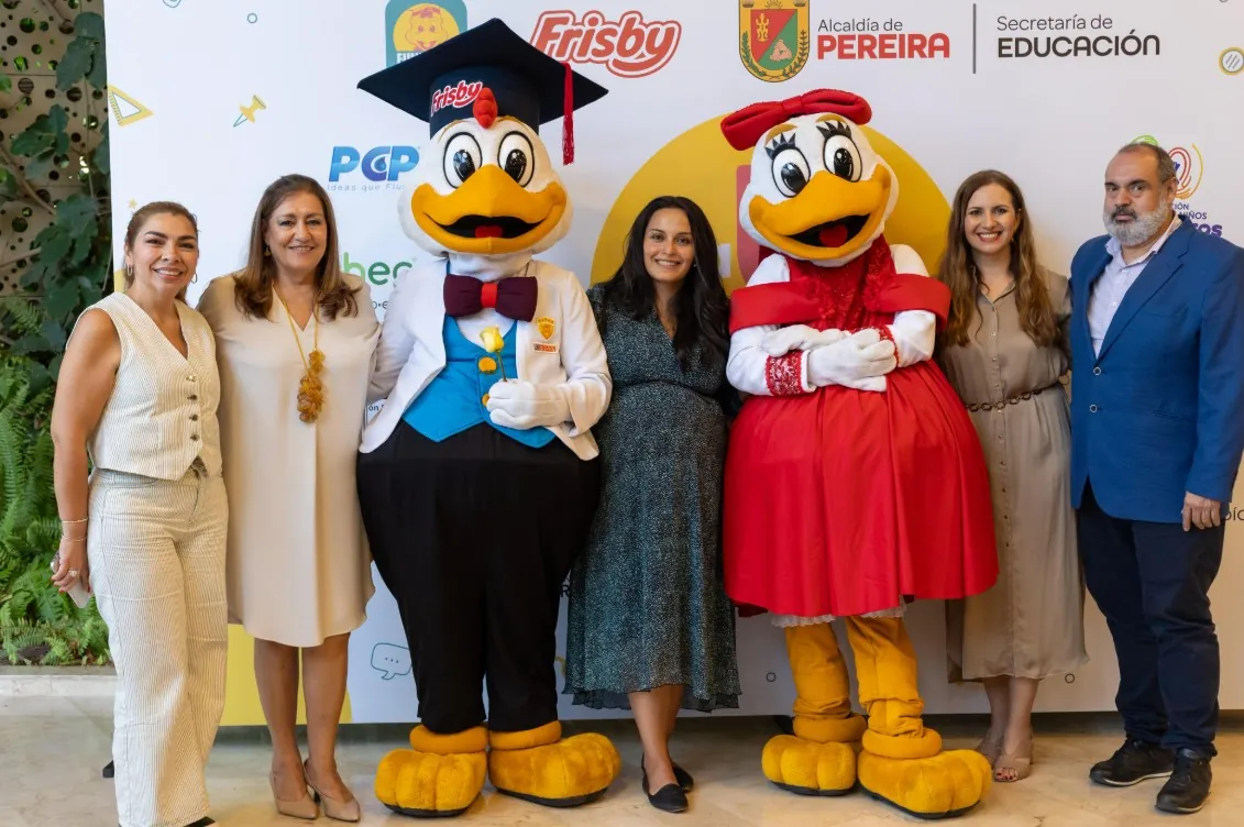 Alcaldía de Pereira y Fundación Frisby graduaron a 87 jóvenes gracias al programa ‘La U en tu Colegio’
