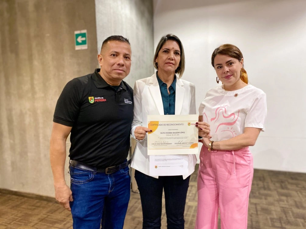 Alcaldía de Pereira exaltó a docentes y funcionarios por su compromiso con la educación