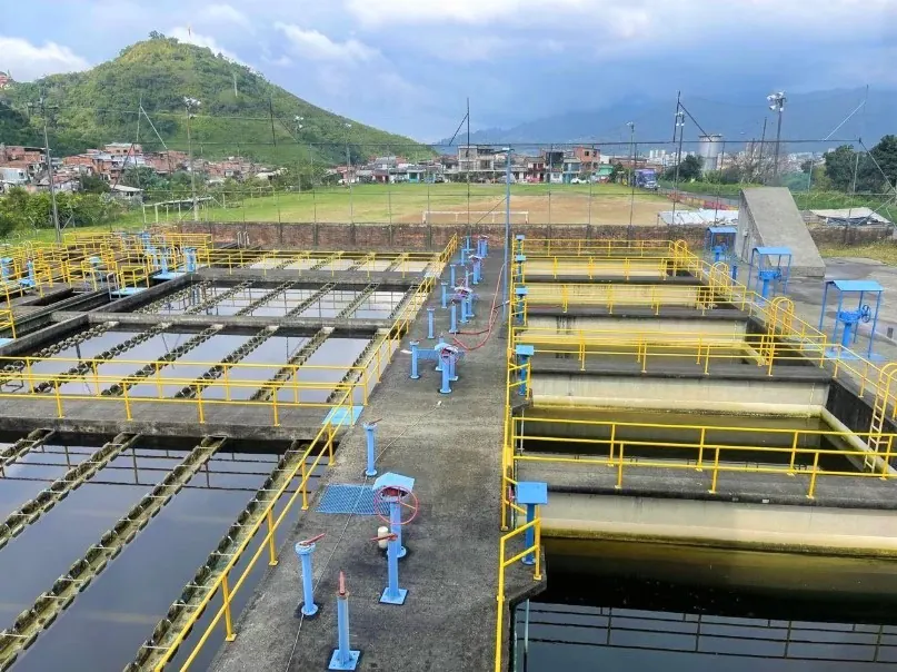 El alcalde Roberto Jiménez hace innovación al proyecto de Gestión de lodos que avanza en la Planta de Tratamiento Villasantana de Dosquebradas