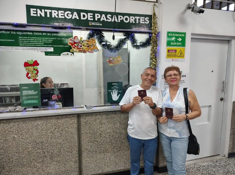 Gobernación informa que bajó el precio del pasaporte exento que se expide en Risaralda
