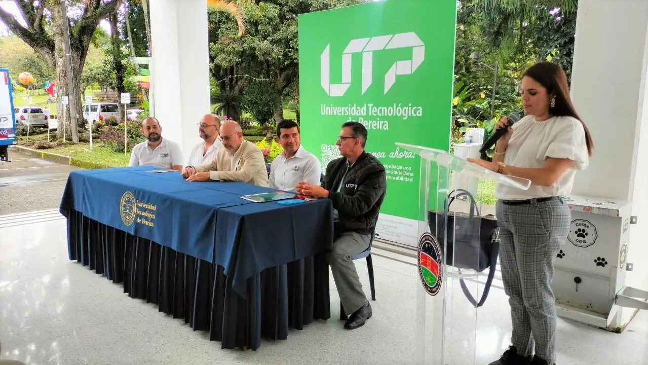 UTP y COLGAS marcan un hito en la transición energética con la entrega del primer camión adaptado a GLP