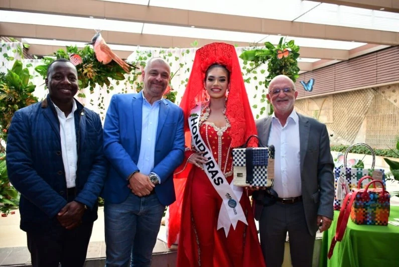 Con un derroche de cultura y gastronomía, la Industria Licorera de Caldas y la Gobernación deleitaron a las candidatas al Reinado Internacional del Café 2025