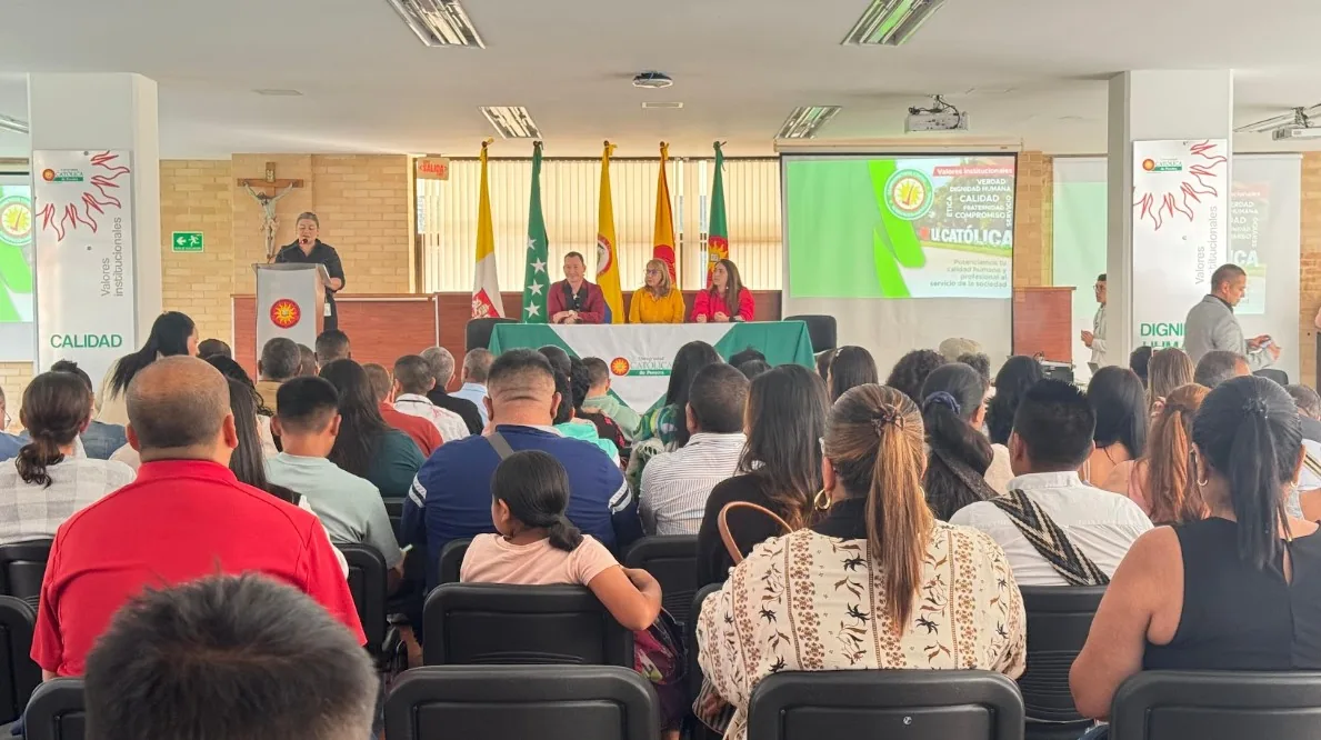 Gobernación sigue capacitando a los docentes para los retos del año escolar