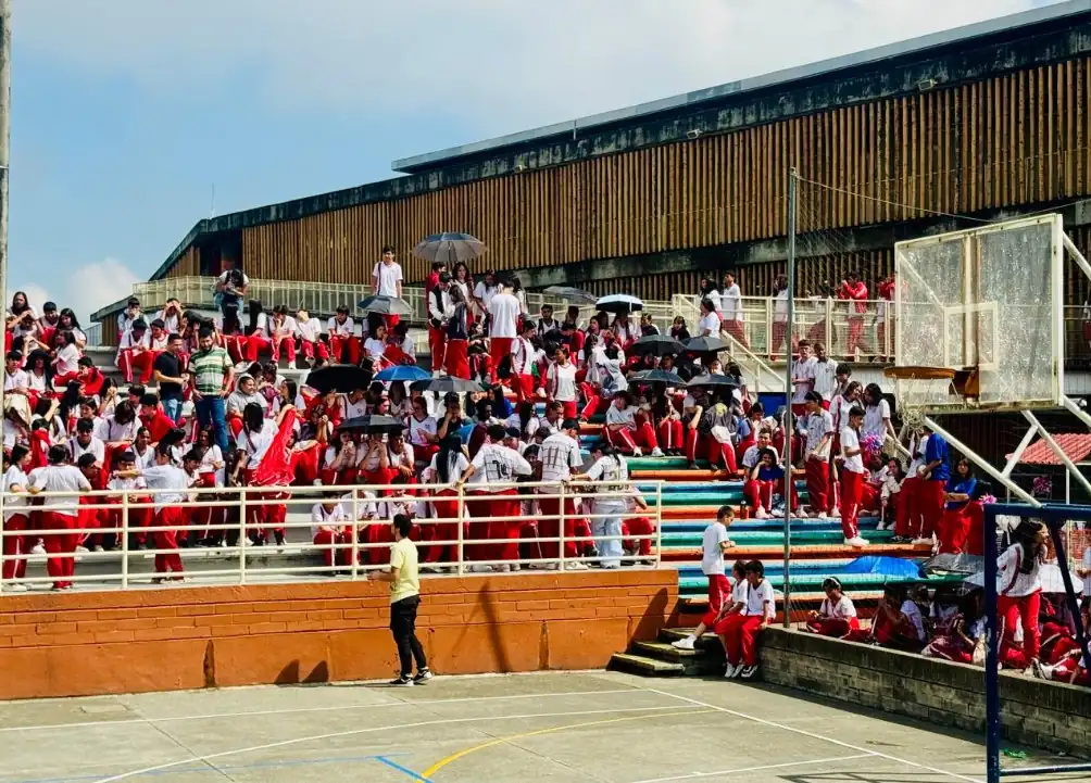 Alianza educativa con la UTP garantizará acceso a formación universitaria para estudiantes de megacolegios