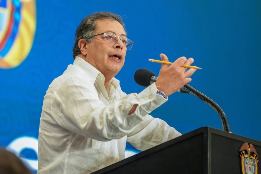 Petro suspende diálogos con el Eln tras “crímenes de guerra” en el Catatumbo