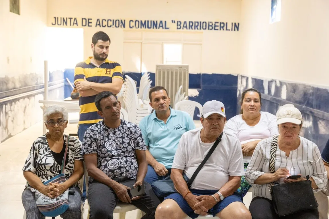 La Gobernación de Risaralda entregará techo para las graderías de la cancha sintética de la comuna Villavicencio