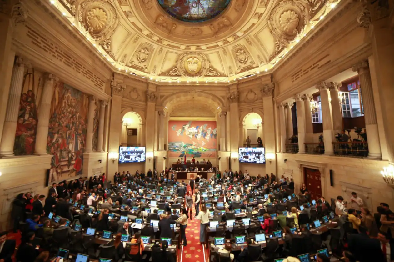 En video: Plenaria Extra Cámara de Representantes: Reforma a la Salud – 13/02/2025