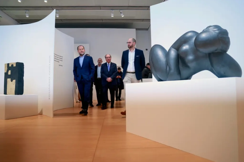 Abanca Fusiona Arte y Tecnología en su Nueva Exposición