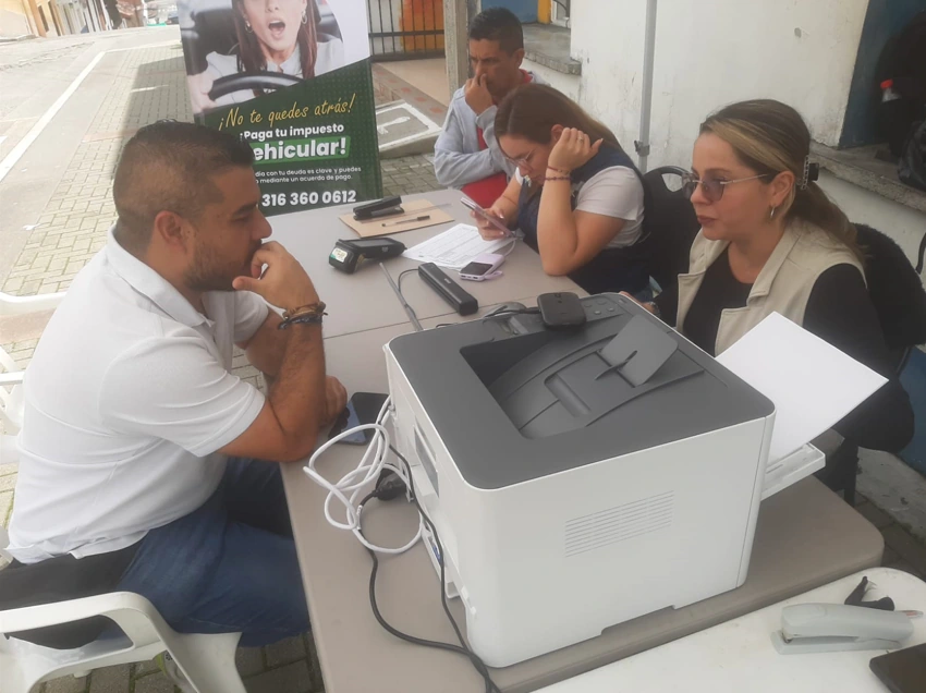 Apía y Santuario, las próximas escalas de la caravana ‘No te Quedes Atrás, Paga tu Impuesto Vehicular’