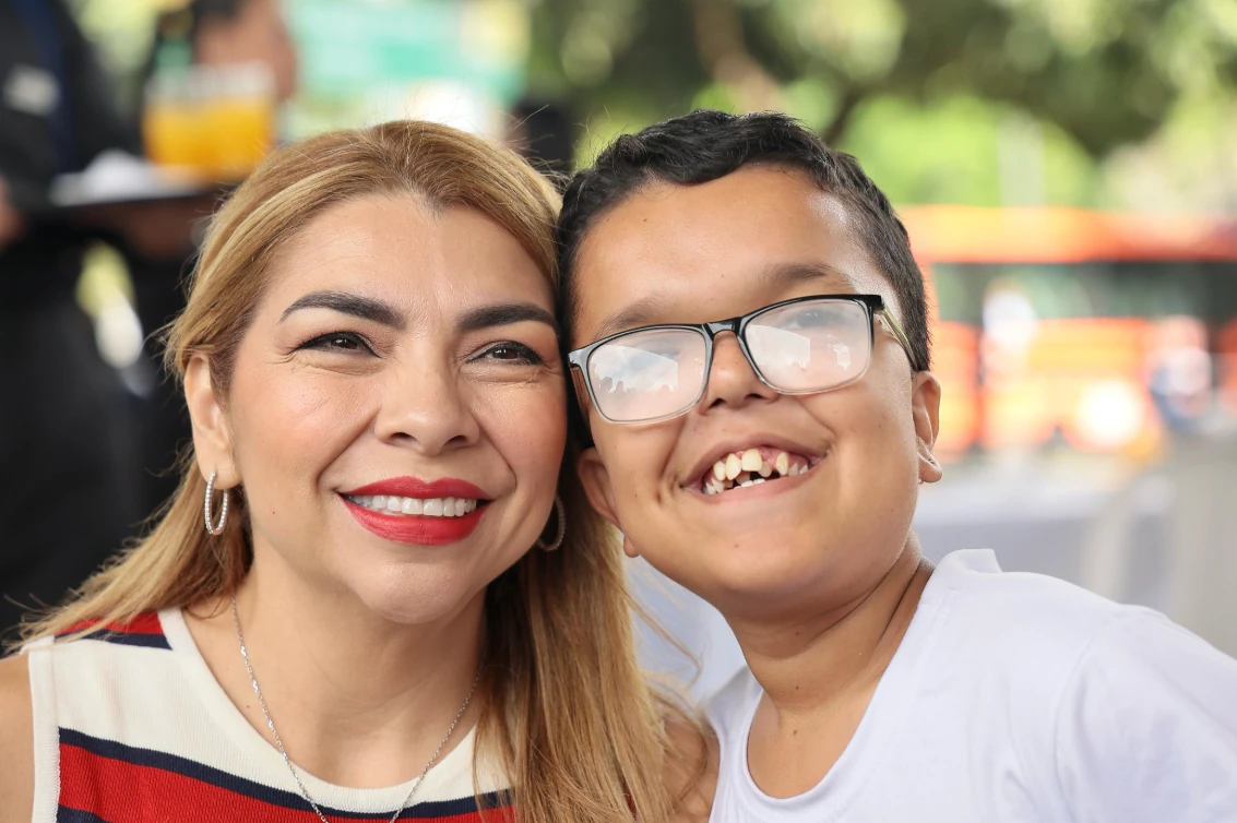 Megabús y la Gestora Social de Pereira entregaron megatarjetas a familias de las fundaciones Sanar y Maná