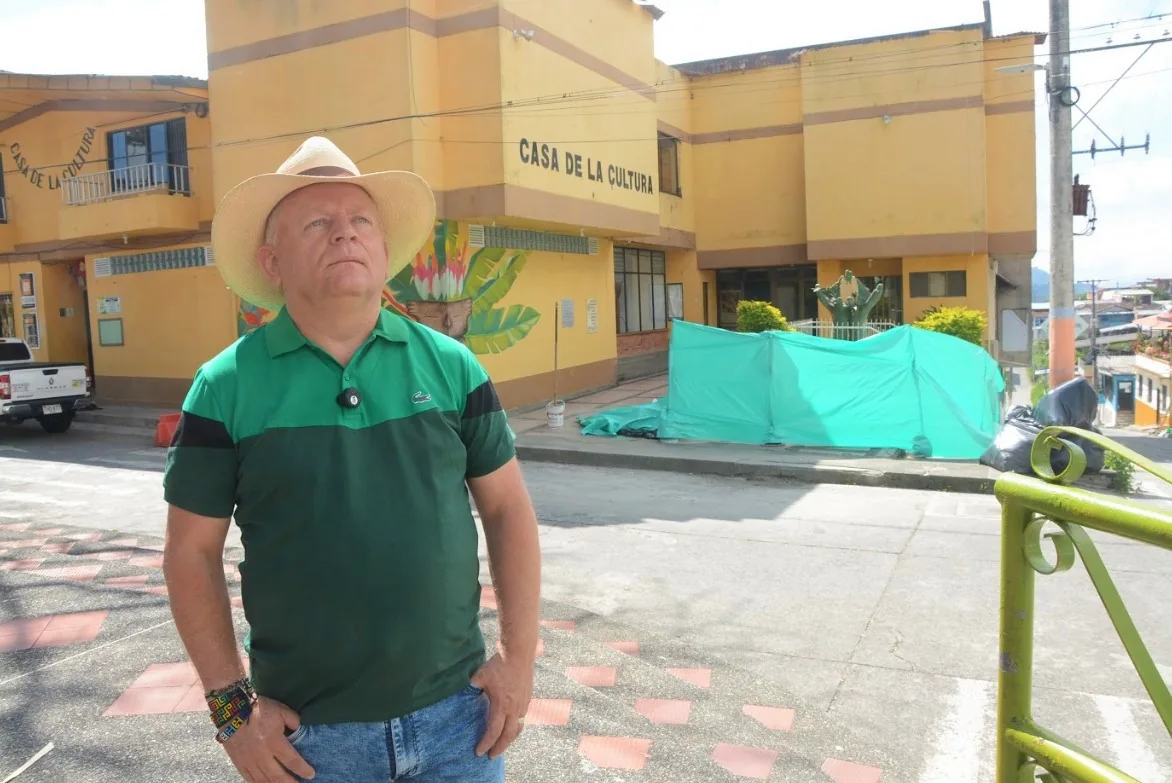 Gobernación de Risaralda invertirá cerca de $300 millones para remozar el teatro municipal de Quinchía