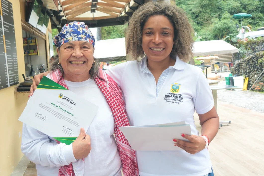 Gobernación entregó reconocimientos a lideresas de Risaralda, durante una jornada de integración