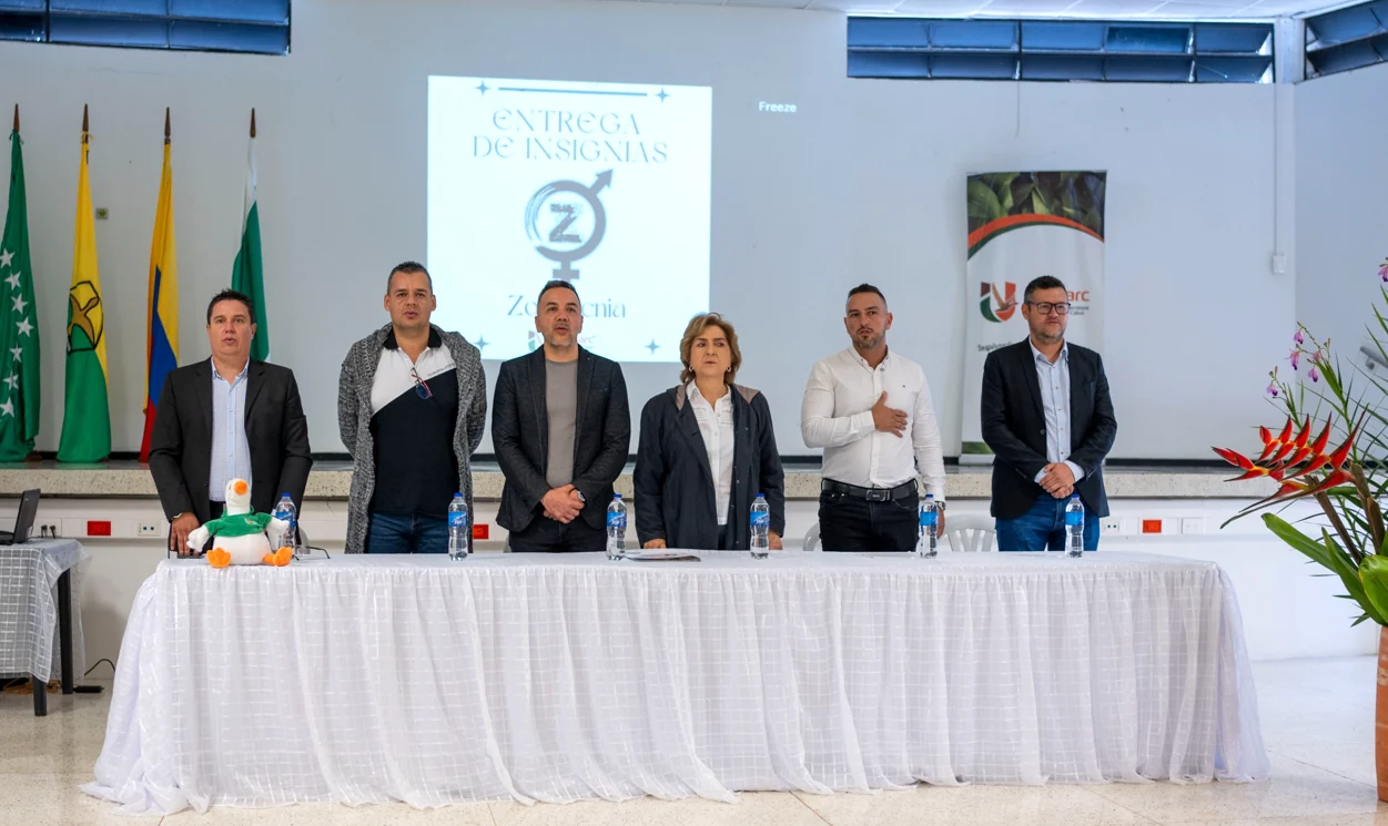 Gobernación acompañó a futuros profesionales del agro en la entrega de insignias en UNISARC