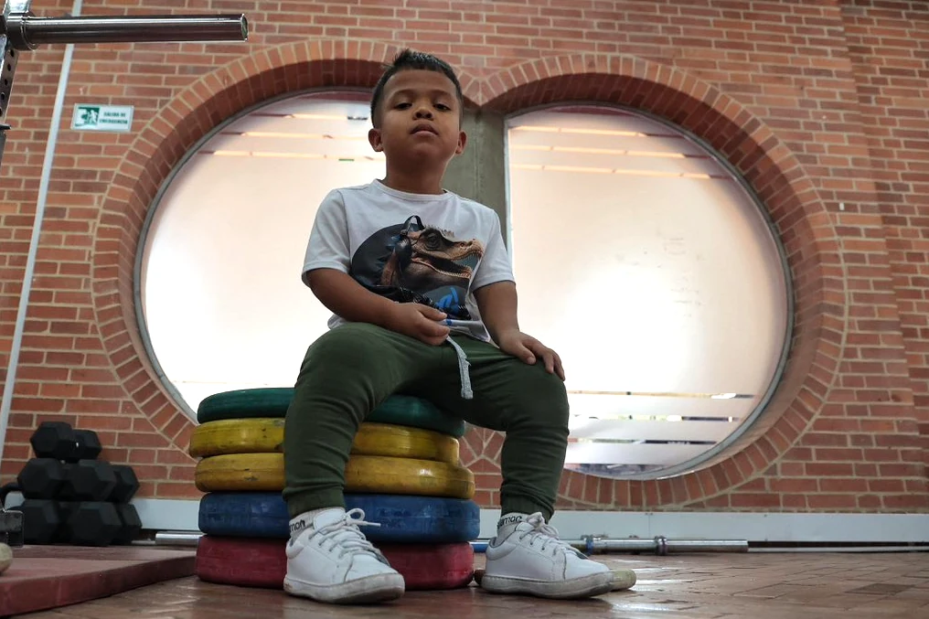 El programa «Escuela De Talentos» fortalece la reserva deportiva en diferentes disciplinas en Colombia!