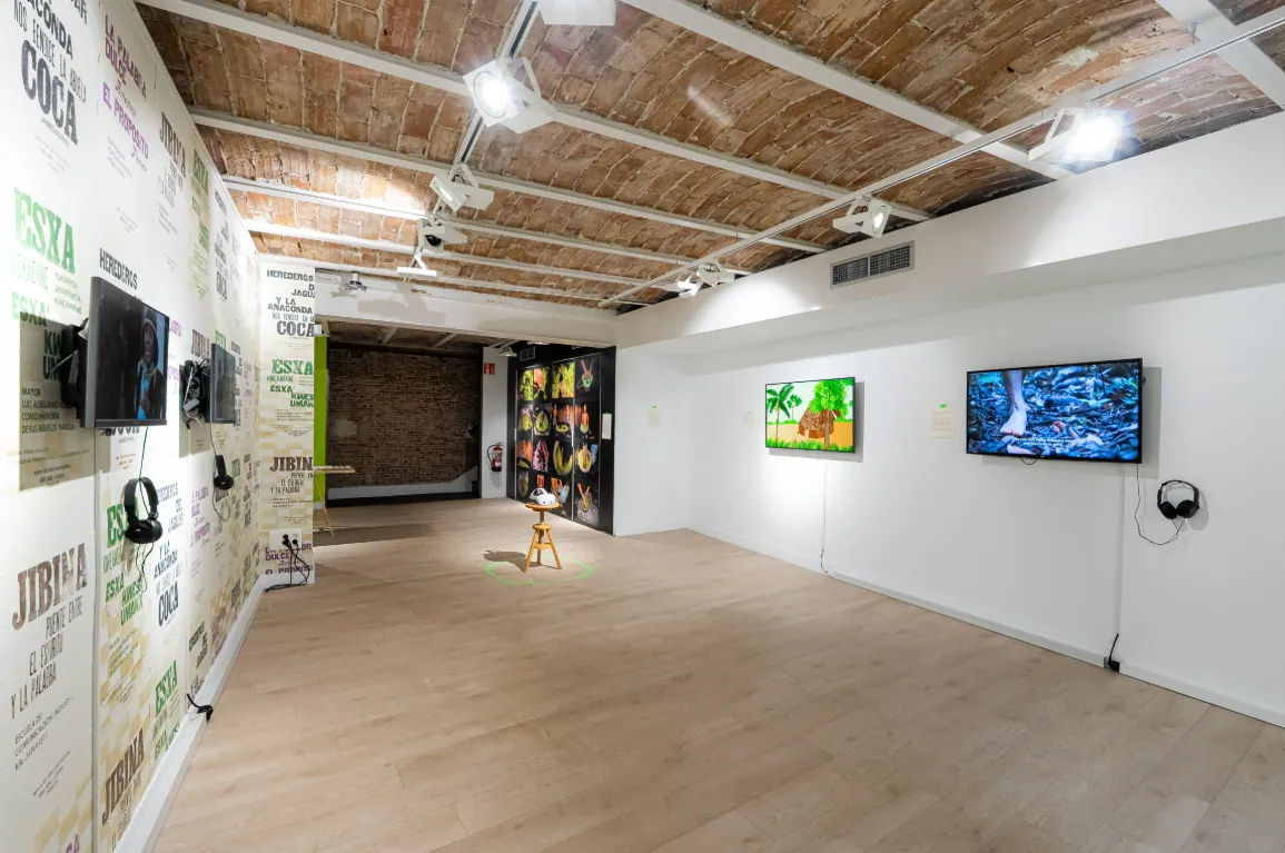 Colombia presenta en Madrid ‘Mambear’, una exposición con más de 10 artistas y 90 días para redescubrir la hoja de coca