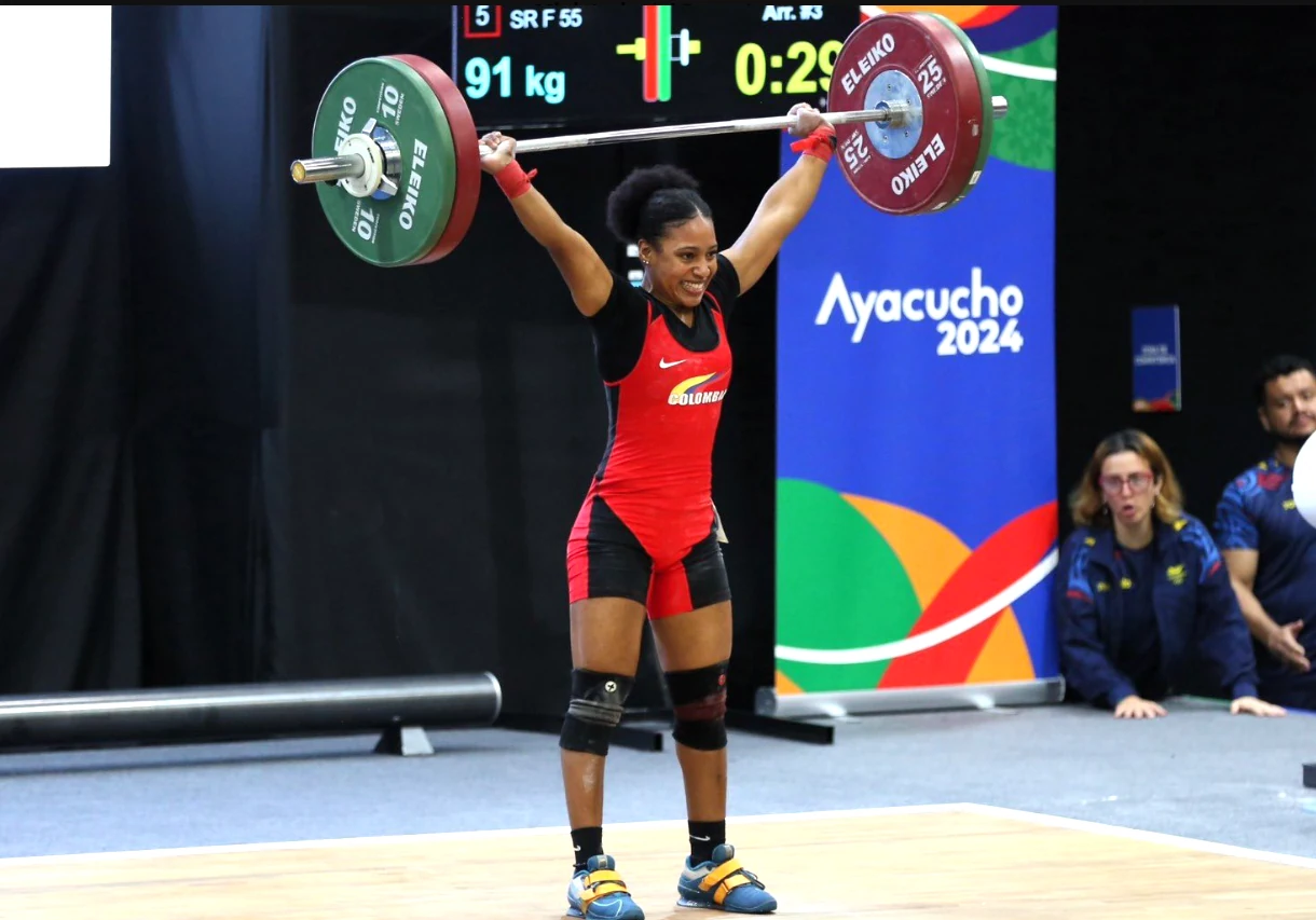 Pesistas juveniles de Colombia, con la mira en los Panamericanos Junior 2025